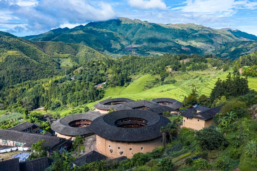 福建，文化瑰宝与自然奇观之地